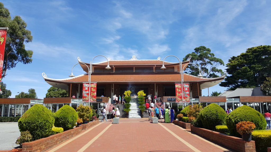 Hoa Nghiem Vietnamese Language School